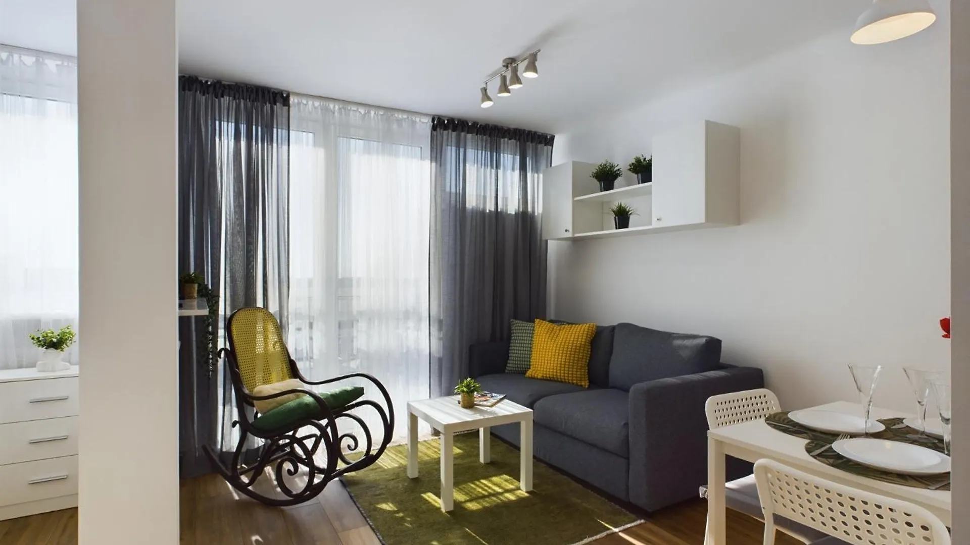 ורשה Centrum Warszawy Piekne Studio Dla 3 Osob By Rent Like Home פולין