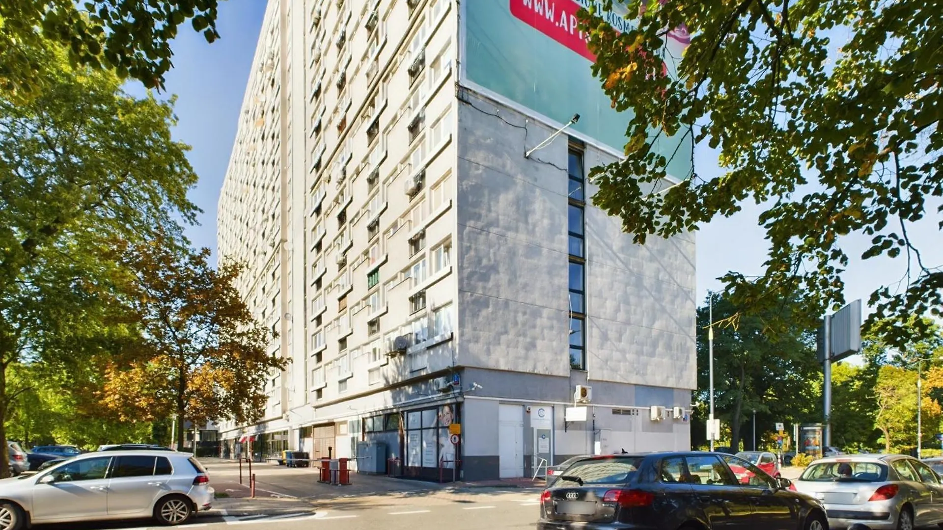Centrum Warszawy Piekne Studio Dla 3 Osob By Rent Like Home Warsaw