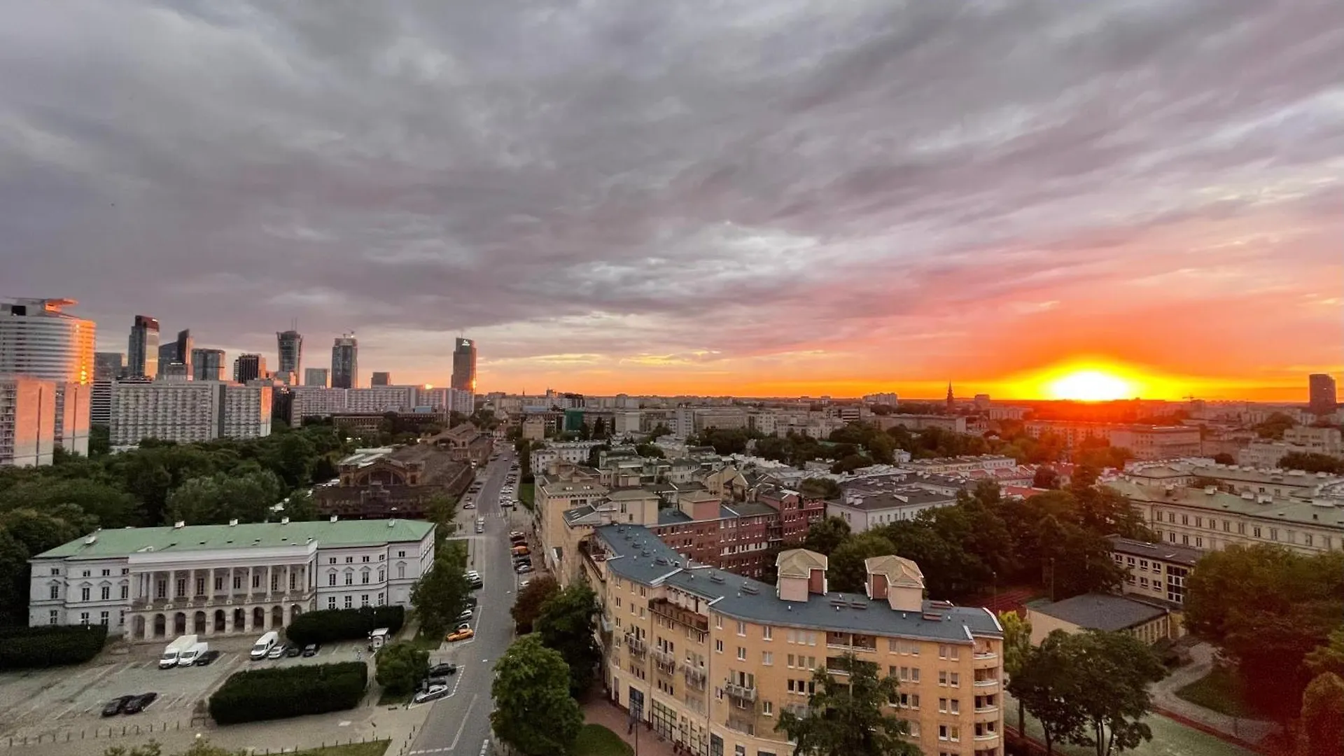 Apartment Centrum Warszawy Piekne Studio Dla 3 Osob By Rent Like Home Warsaw